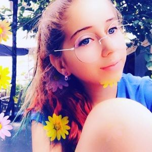 Meet your Posher, Savannah